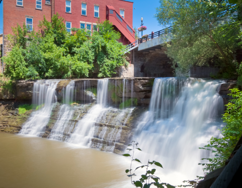 All about Chagrin Falls and the Chagrin River